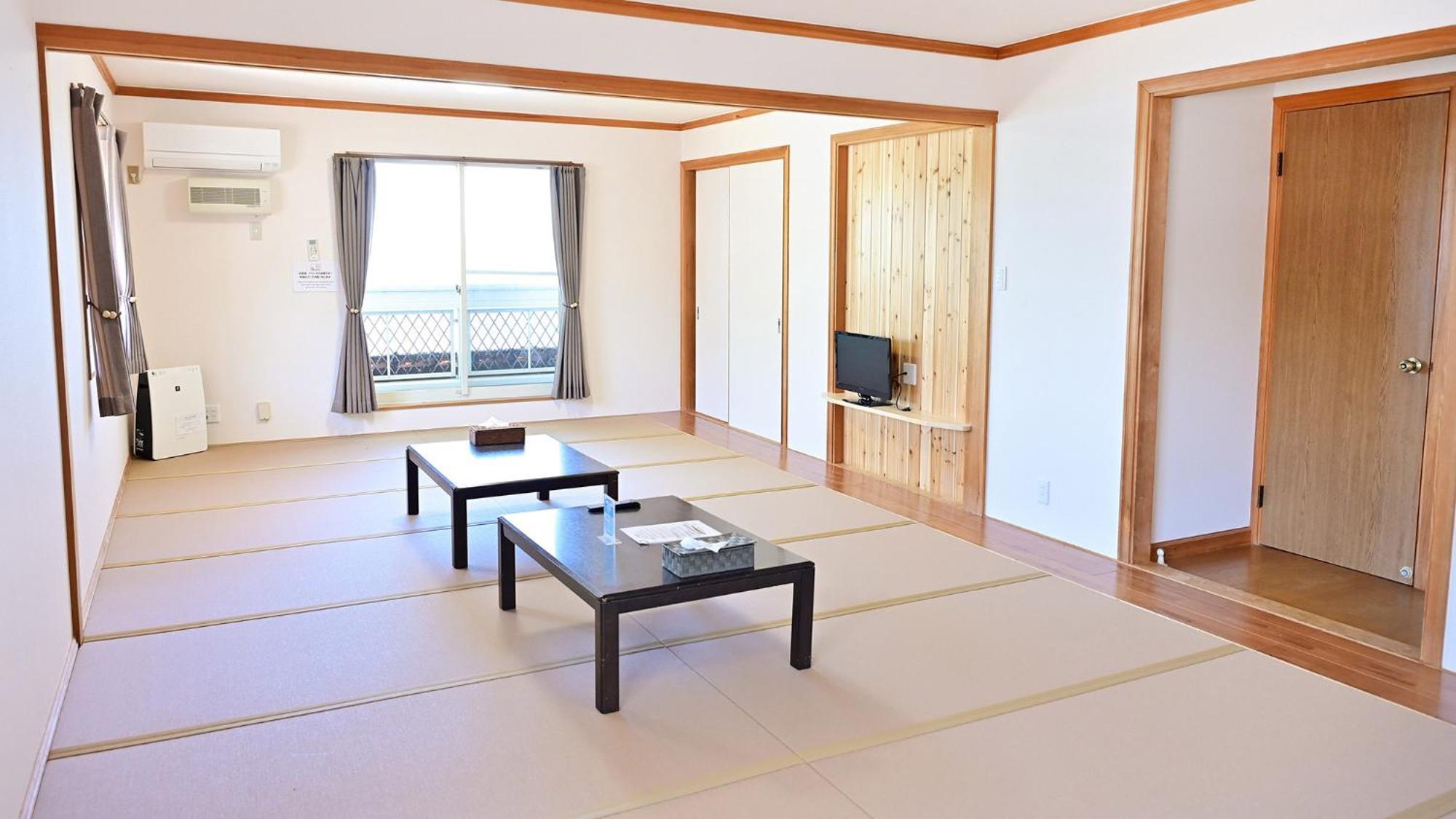 Biwa-Lakeside Cottage B B Dylan Minamikomatsu Ruang foto